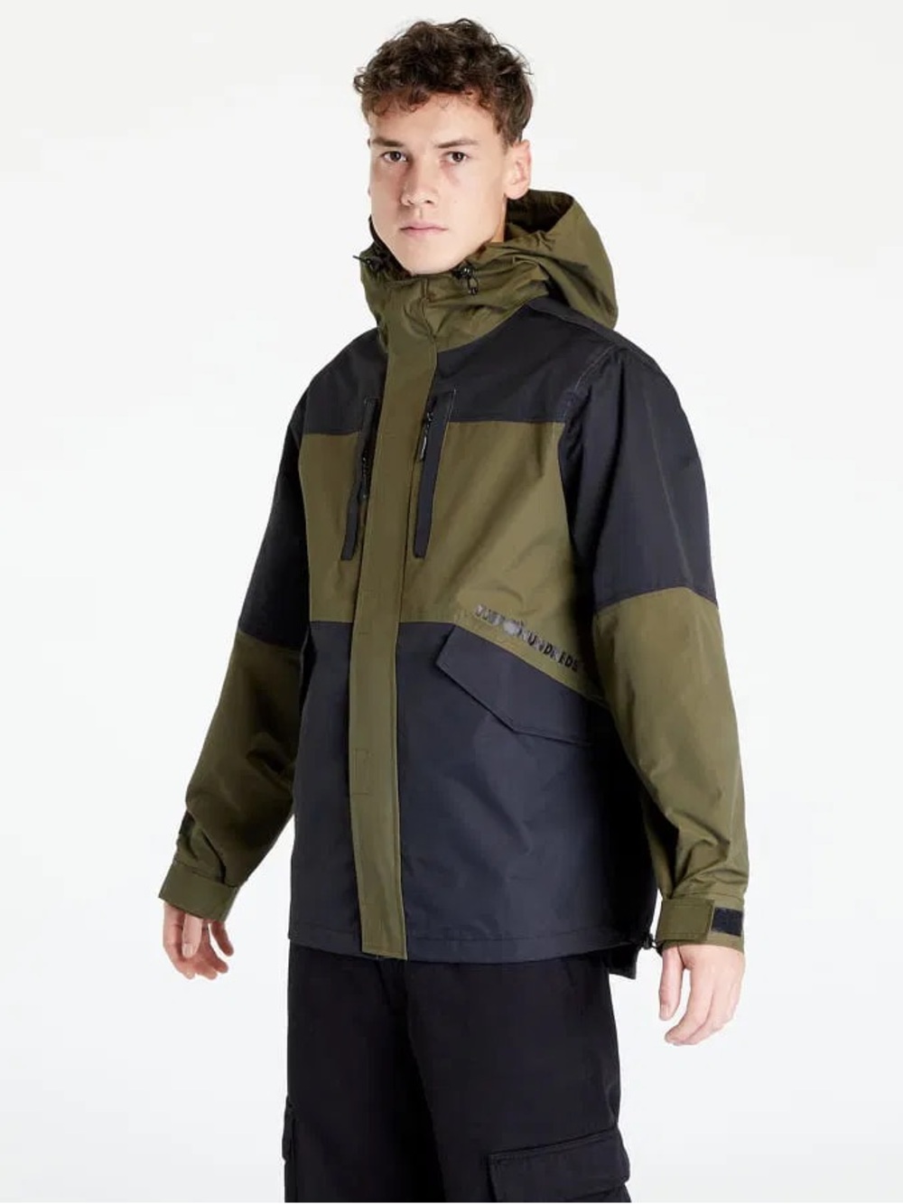 The Hundreds Men’s Size Small Boondock Jacket Windbreaker Hooded Gorpcore Nylon